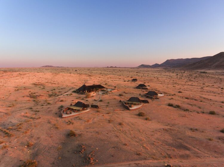 Sandfontein Lodge Namibia Luxus Lodge Mieten Lage