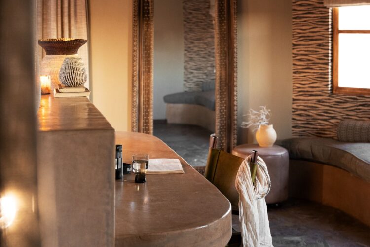 Sandfontein Lodge Namibia Luxus Lodge Mieten Office