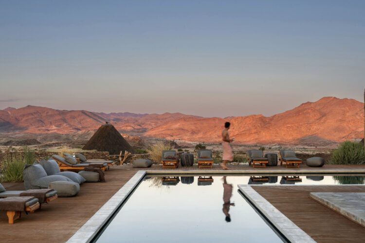 Sandfontein Lodge Namibia Luxus Lodge Mieten Pool