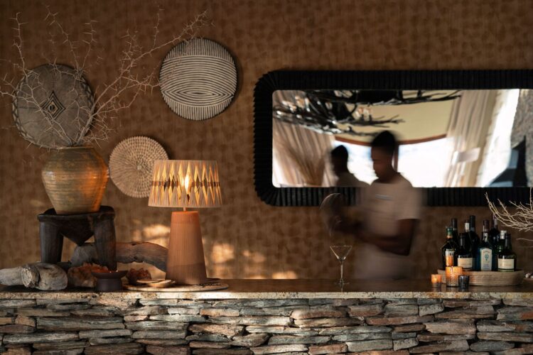 Sandfontein Lodge Namibia Luxus Lodge Mieten Service