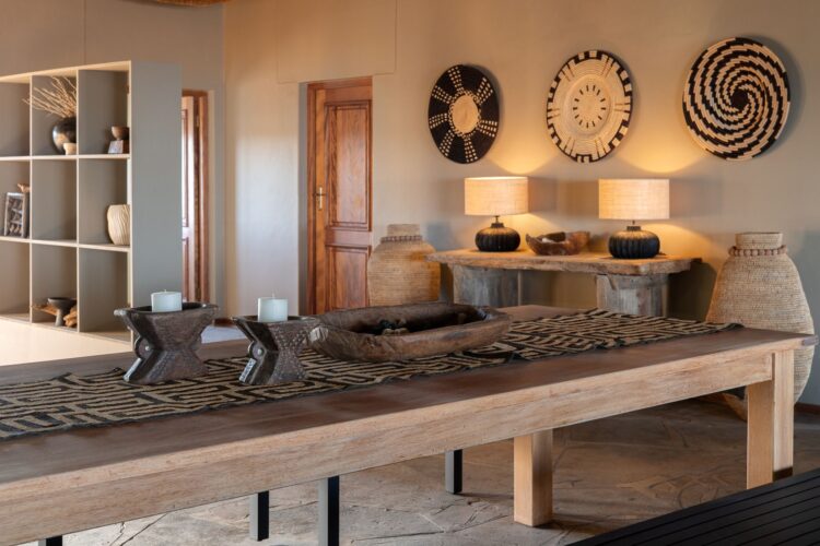 Sandfontein Lodge Namibia Luxus Lodge Mieten Tisch