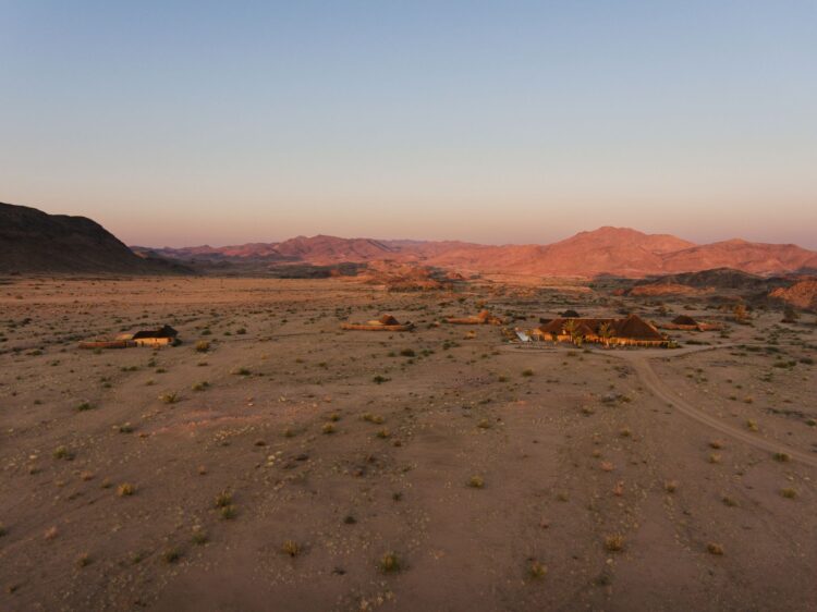 Sandfontein Lodge Namibia Luxus Lodge Mieten Umgebung