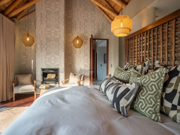 Scops Rest Bush Villa Luxus Lodge Südafrika Mieten Kissen