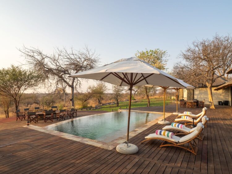Scops Rest Bush Villa Luxus Lodge Südafrika Mieten Pooldeck