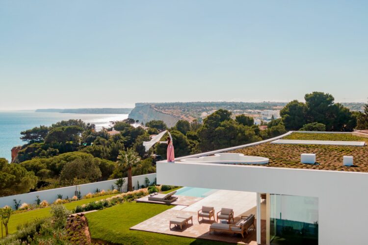 Sea Light Villa One Luxus Villa Algarve Portugal Seitenansicht