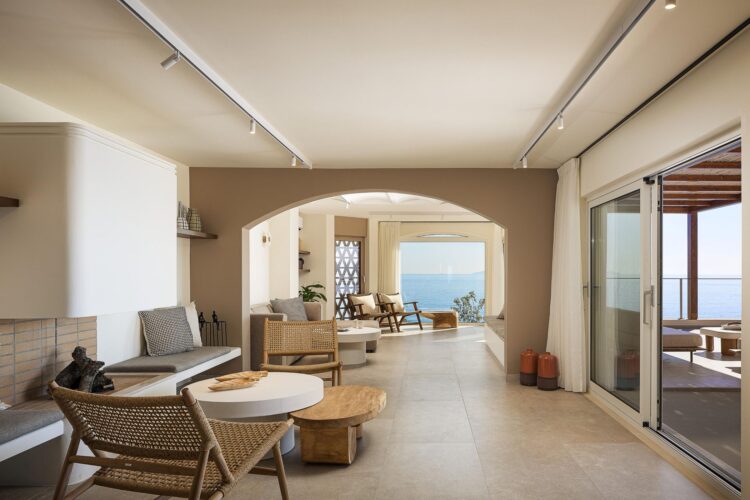 Seafront Dream Luxuriöses Ferienhaus Kreta Am Meer Mieten Wohnbereich