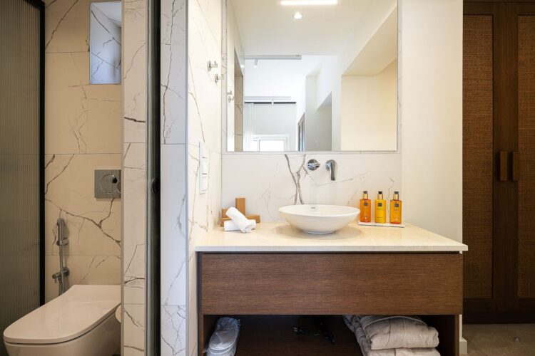 Seafront Dream Luxus Ferienvilla Kreta Am Meer Mieten Badezimmer