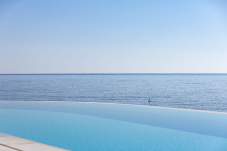 Seafront Dream Luxus Ferienvilla Kreta Am Meer Mieten Infinitypool