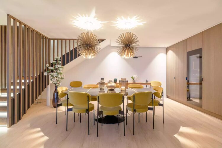 Seafront Villa Cassis Luxus Ferienhaus Esstisch