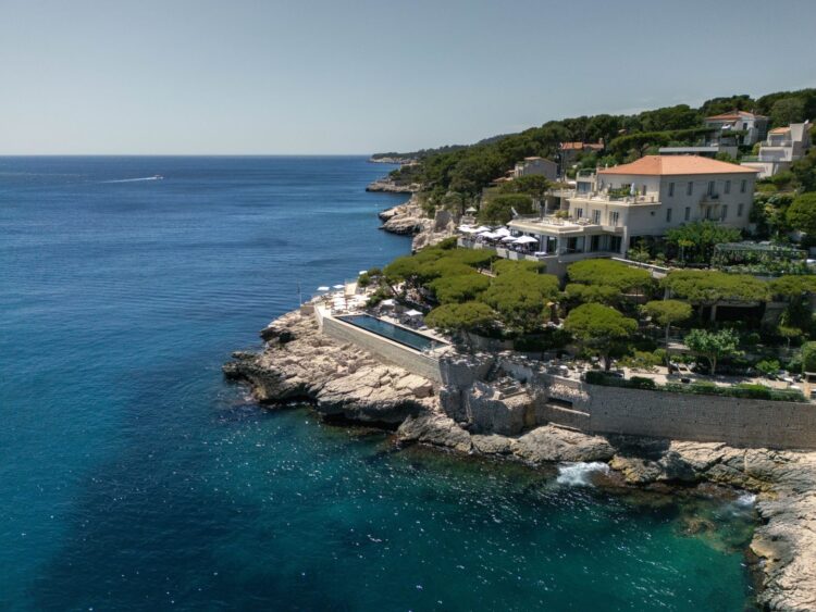 Seafront Villa Cassis Luxus Ferienhaus Südfrankreich Mieten Hotel Les Roches Blanches