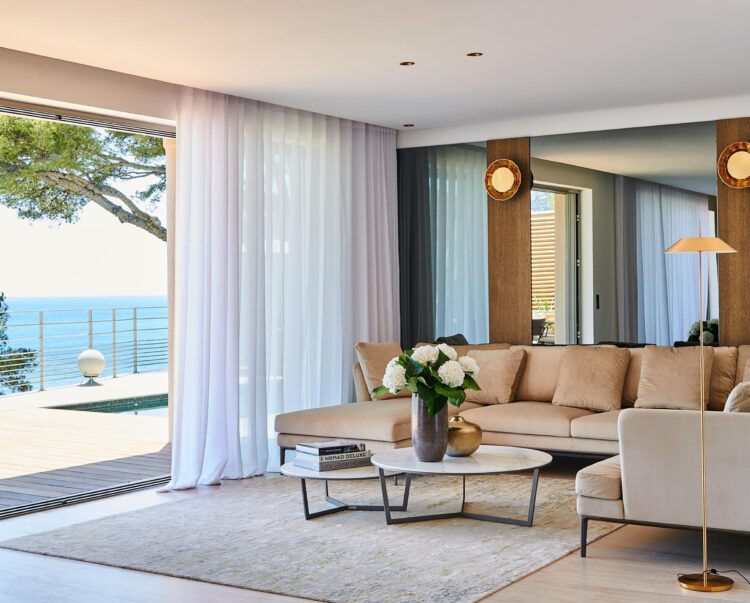 Seafront Villa Cassis Luxus Ferienhaus Wohnen
