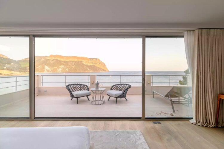 Seafront Villa Cassis Luxus Ferienhaus Balkon