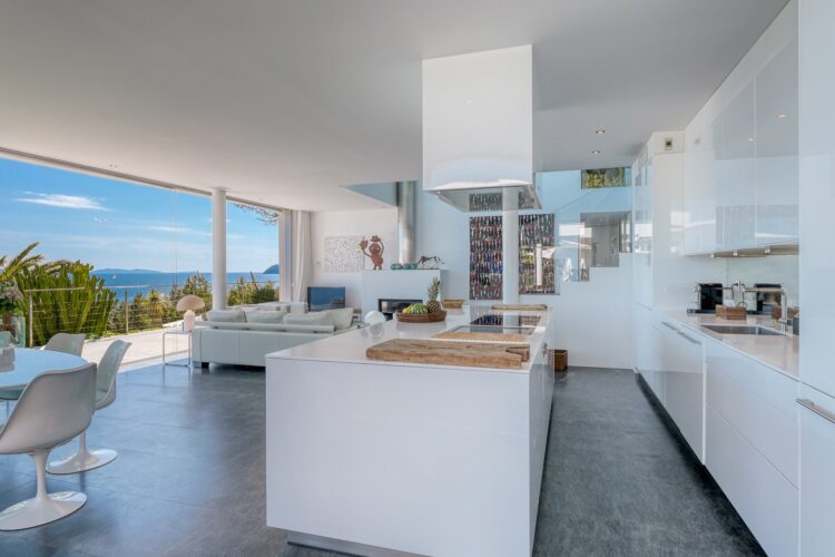 Seafront Villa Elodie Luxus Ferienhaus Cote D Azur Mieten Küche