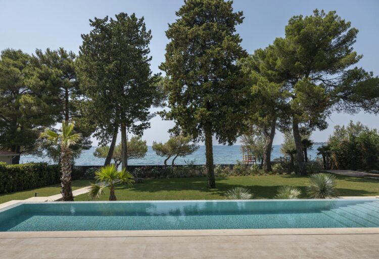 Seafront Villa Tijelo Luxus Fderienhaus Istrien Kroatien Mieten Meerblick