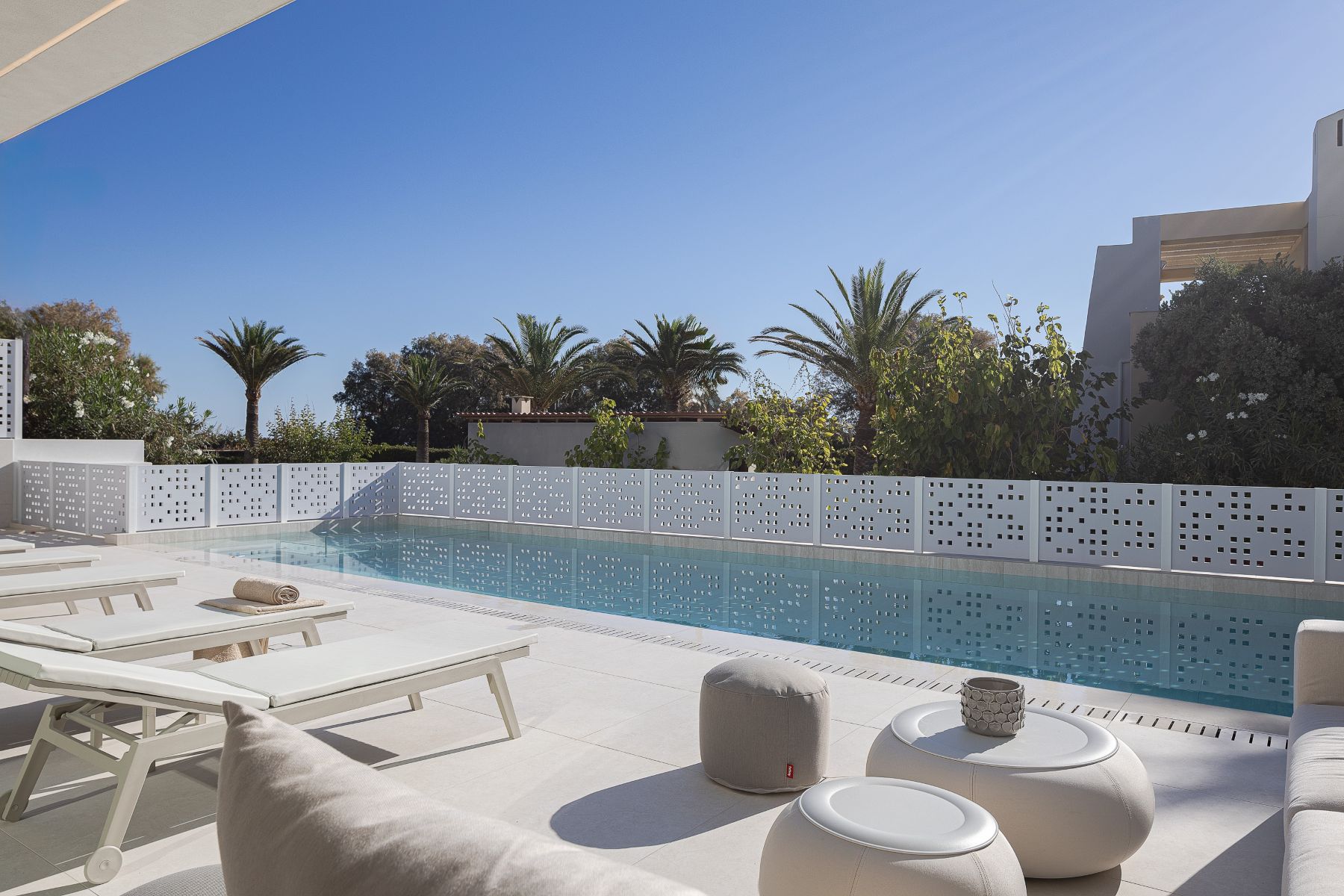 Seaside Villa Missiria Luxus Ferienhaus Kreta Mieten Pool Area