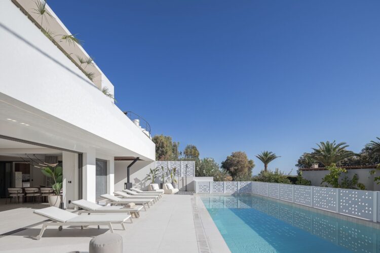 Seaside Villa Missiria Luxus Ferienhaus Kreta Mieten Poolterrasse