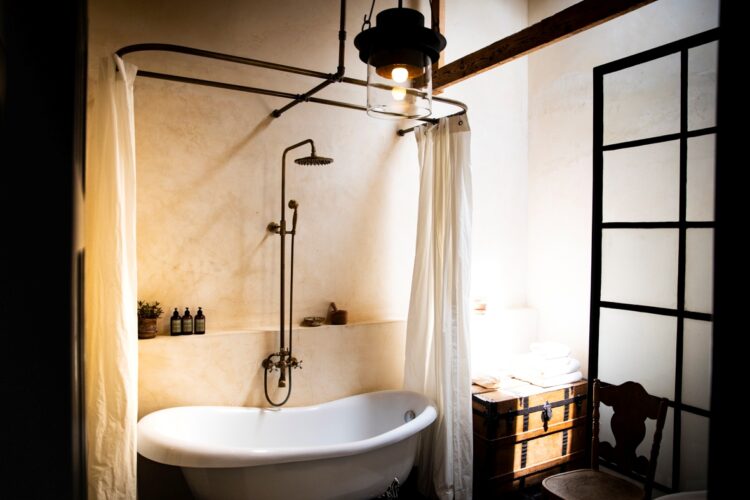 Segera Farmhouse Safari Lodge Kenia Mieten Badewanne
