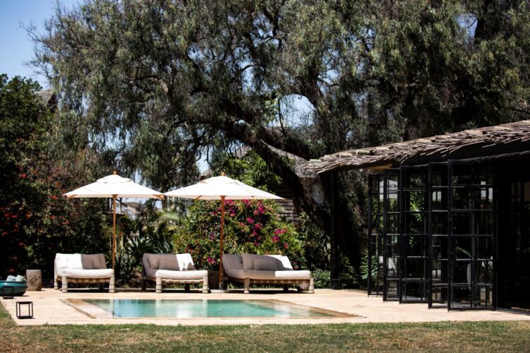 Segera Farmhouse Safari Lodge Kenia Mieten Pool