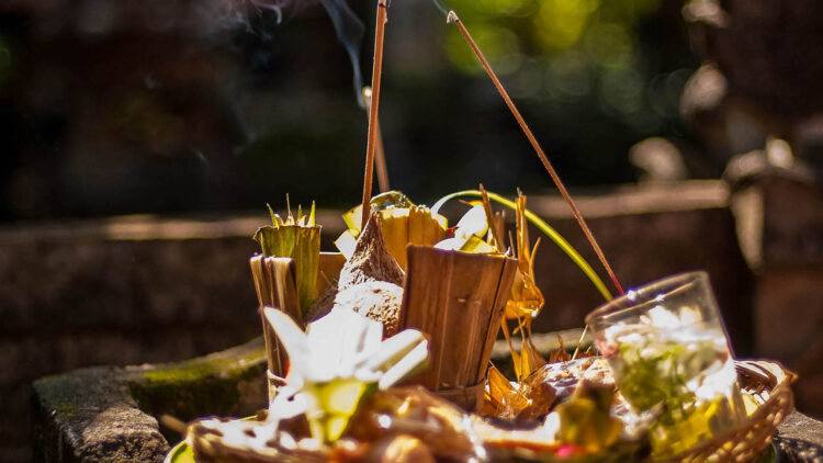 Balinese People And Hindu Ceremonies