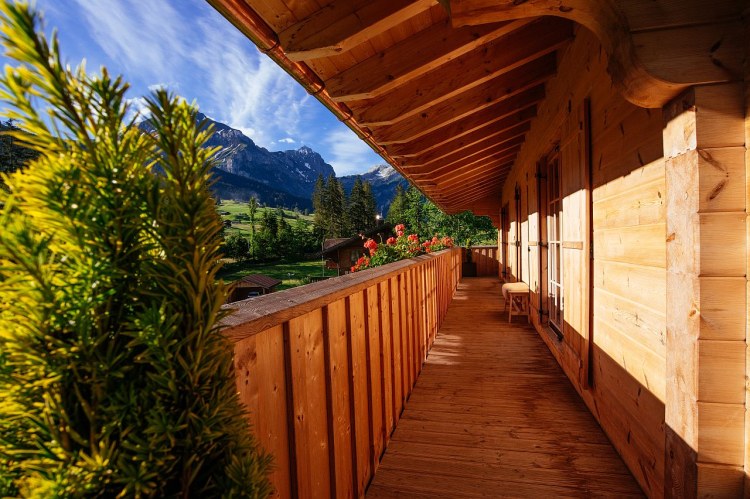 Ferienhaus in den Bergen - Chalet Gstaad