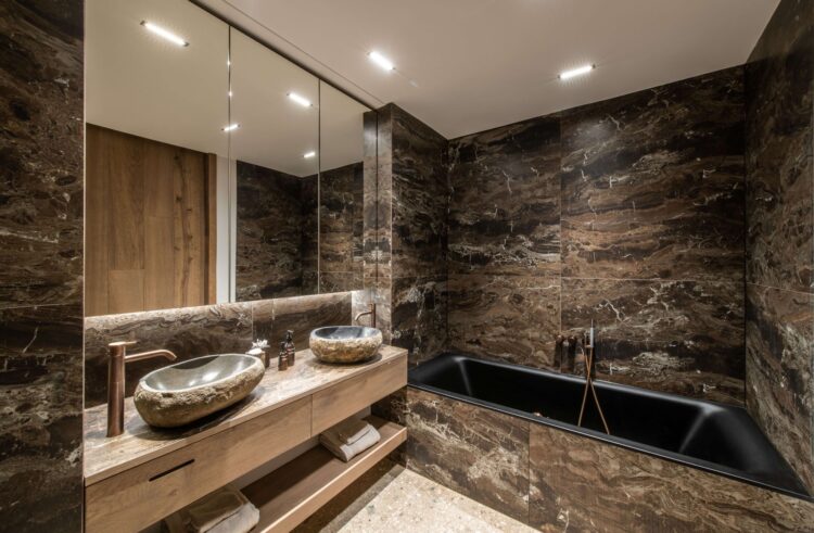 Ski In & Out Chaletapartments Princess Two Luxus Chalet Österreich Badewanne
