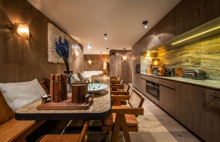 Ski In & Out Chaletapartments Princess Two Luxus Chalet Österreich Wohnküche