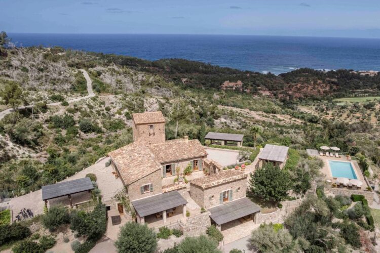 Son Balagueret Aerial Luxus Finca Mallorca Mieten Meerblick