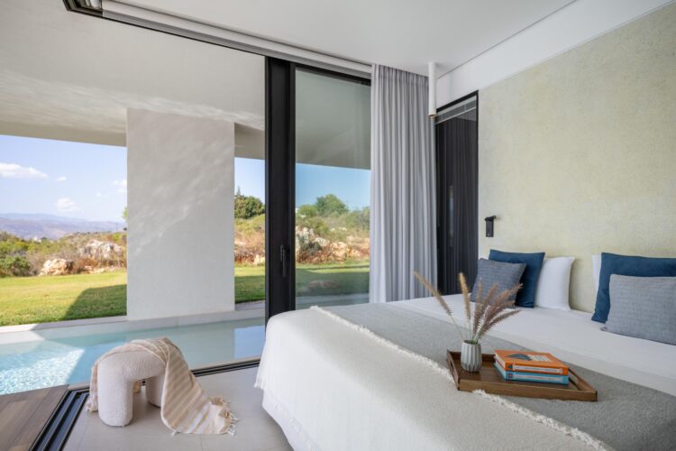Sophisticated Escape Luxus Ferienhaus Kreta Mieten Bett