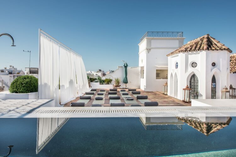 Soul Escape Algarve Luxus Ferienvilla Retreat Portugal Mieten Poolbereich