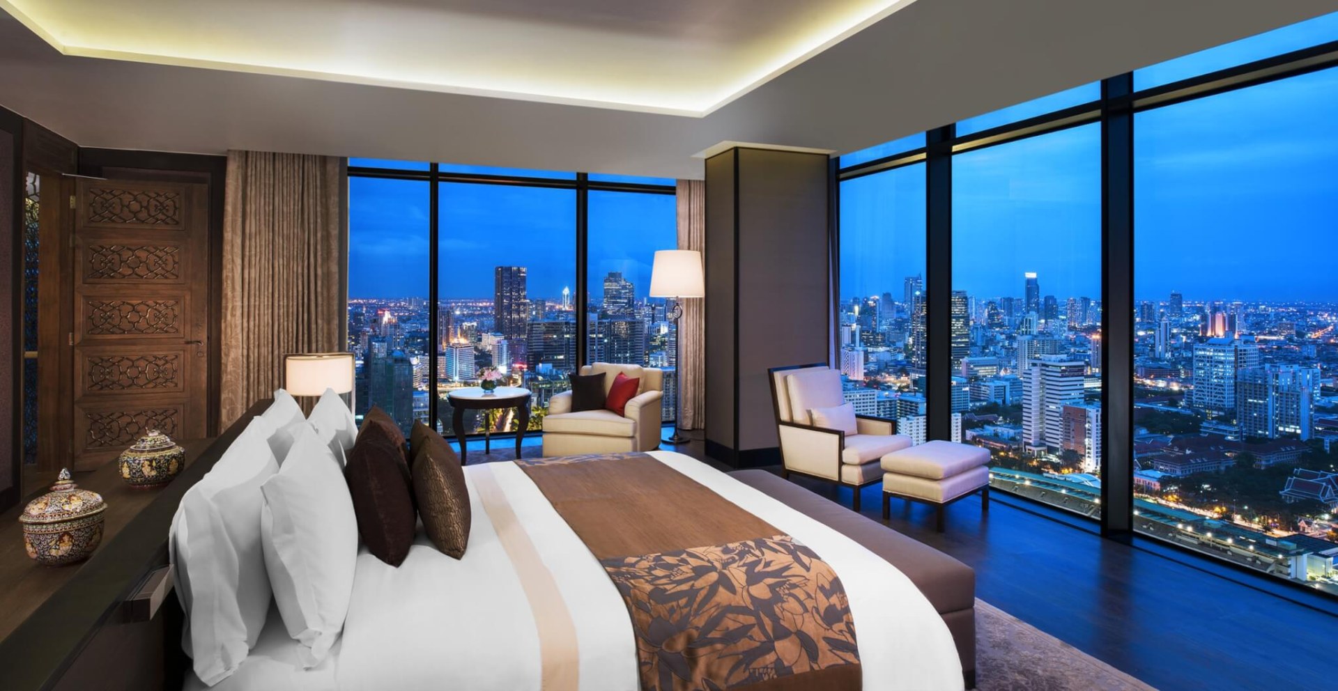 St. Regis Bangkok Slider 1