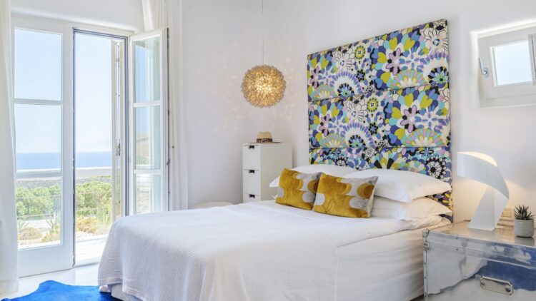 Summer House Mykonos Luxus Ferienvilla Mit Pool Mieten Modernes Schlafzimmer