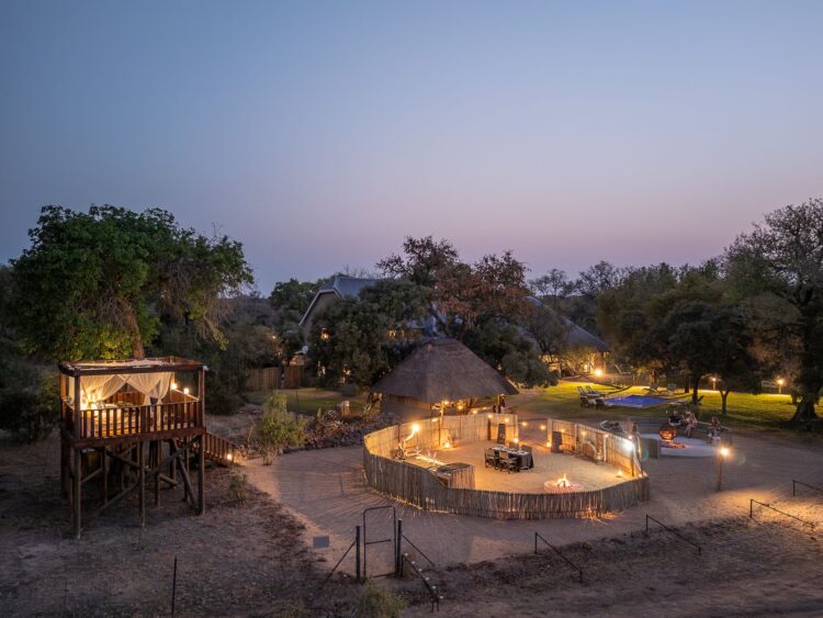 Tintswalo Manor Luxus Safari Lodge Südafrika Mieten Abendstimmung