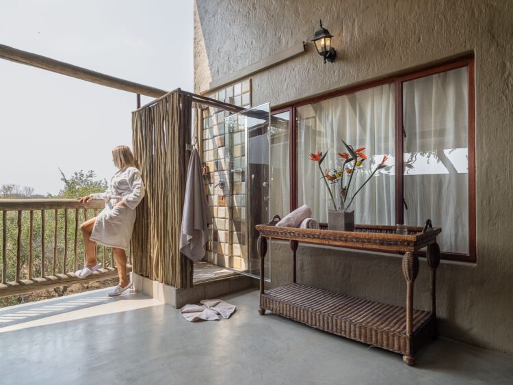 Tintswalo Manor Luxus Safari Lodge Südafrika Mieten Outdoor Dusche