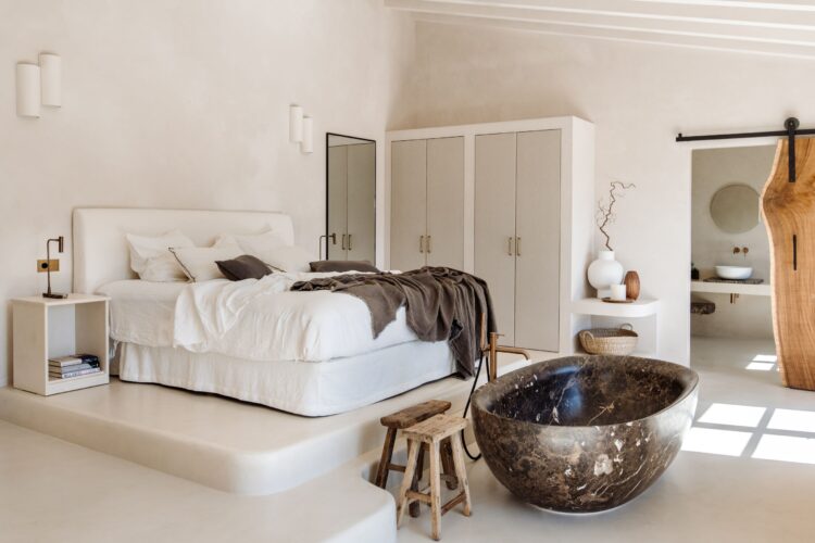 Tramuntana Hideaway Luxus Ferienhaus Mallorca Mieten Master Bedroom