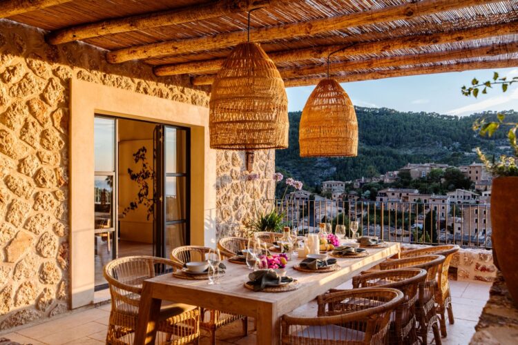 Tramuntana Hideaway Luxus Finca Mallorca Mieten Alfresco Essbereich