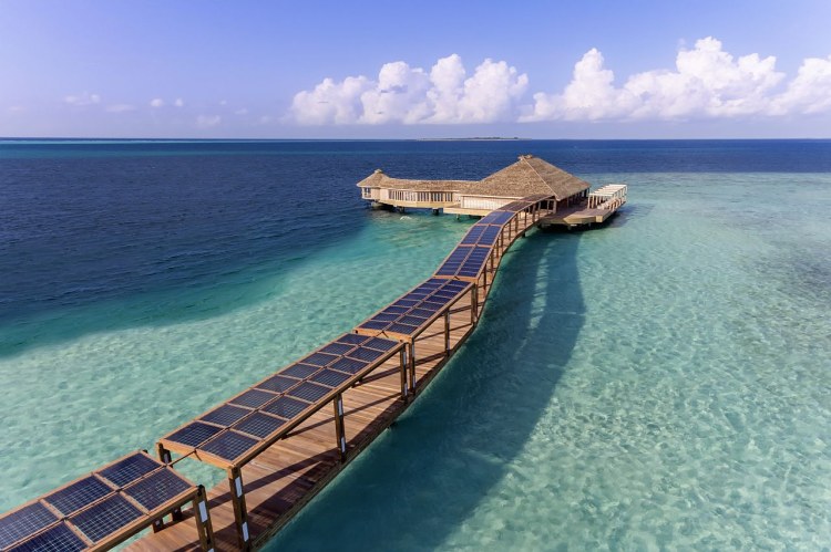 Traumurlaub Malediven - Hurawalhi Island Resort