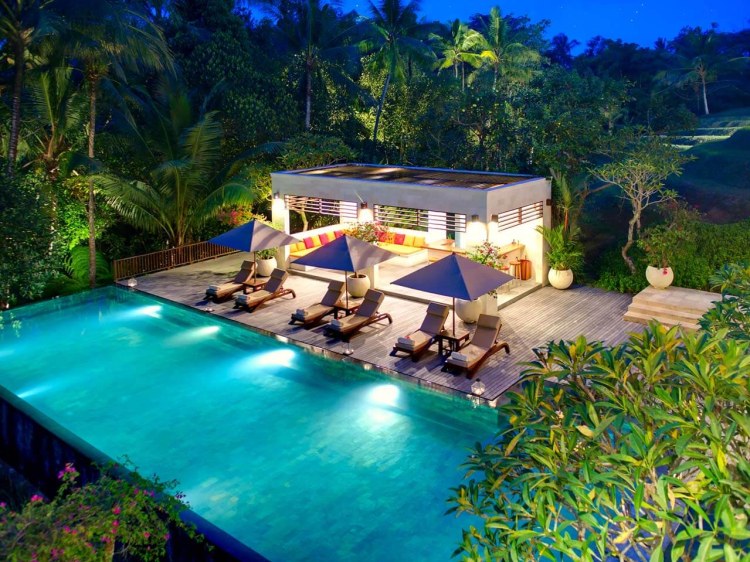 Villa Alam Bali Pool Nachts