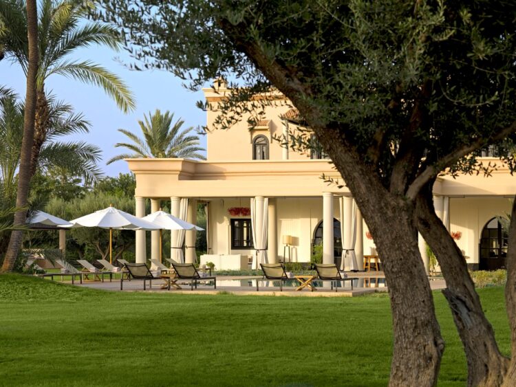 Villa Aljana Luxus Ferienhaus Marokko Mieten Liegen