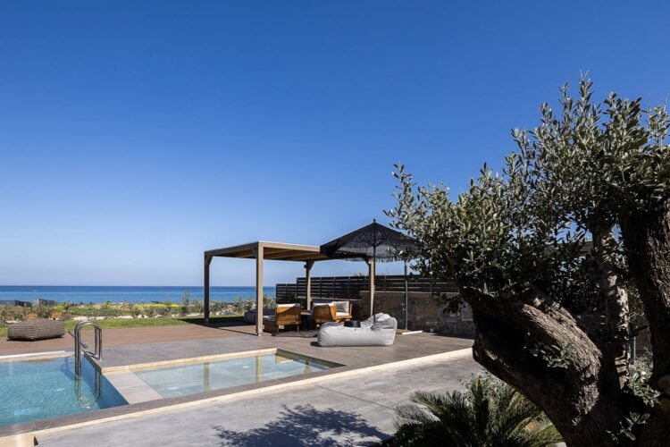 Villa Almyra Luxus Ferienhaus Kreta Am Meer Mieten Kinderbecken