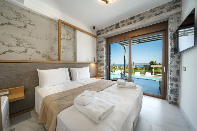 Villa Almyrida Luxus Ferienhaus Kreta Mieten Bett