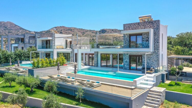 Villa Almyrida Luxus Ferienhaus Kreta Mieten Seitenansicht