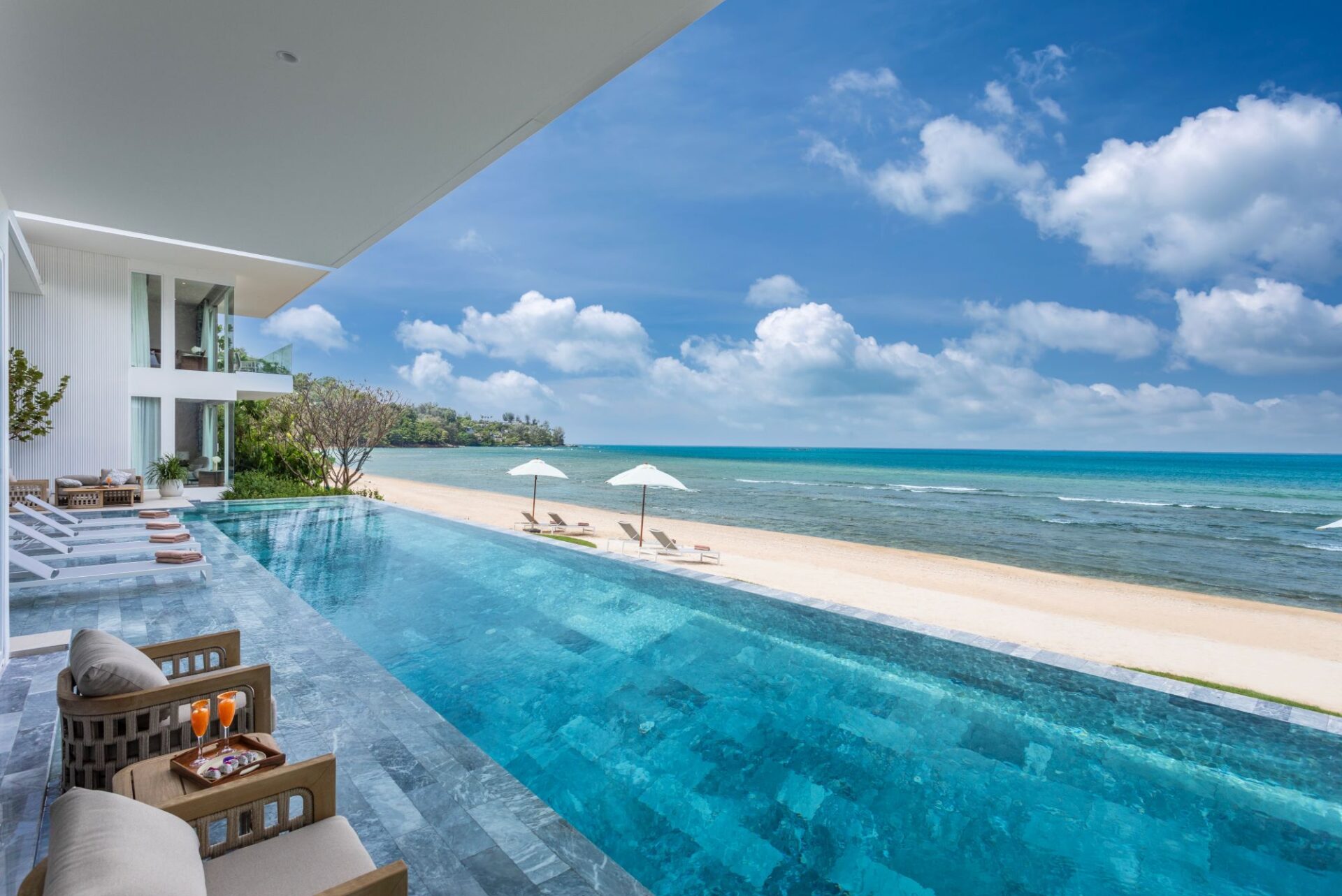Villa Amann Luxus Ferienhaus Phuket Thailand Am Strand Mieten Poolterrasse
