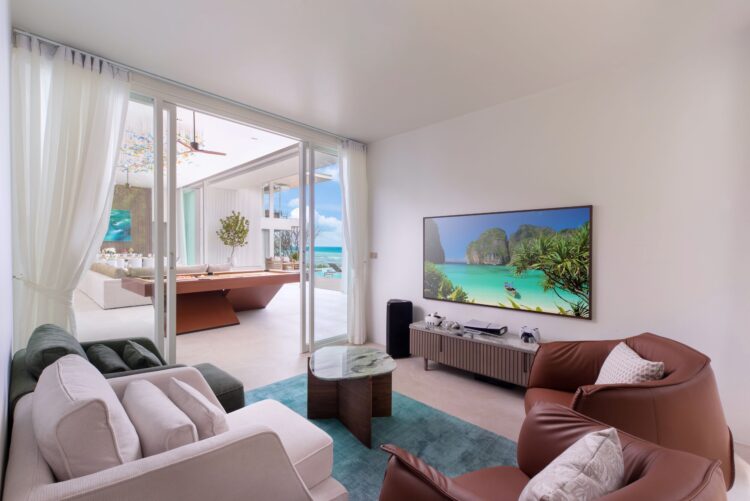 Villa Amann Luxus Ferienvilla Phuket Thailand Am Strand Mieten Tv Room