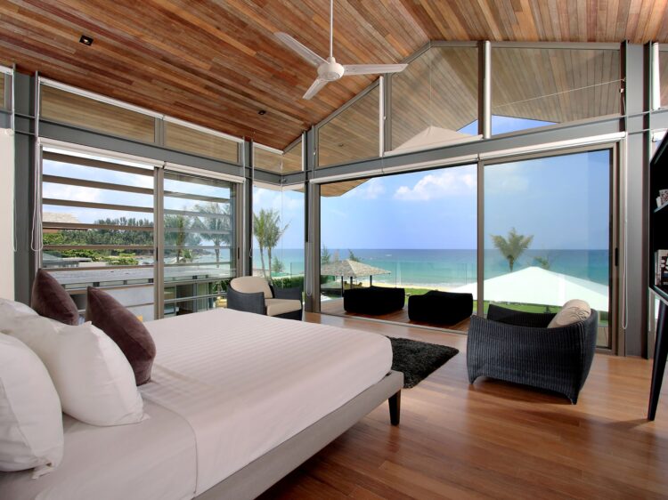 Villa Amarelo Luxus Ferienhaus Phuket Am Strand Mieten Schlafen