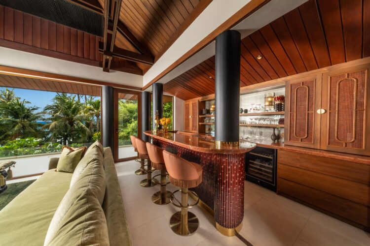 Villa Analaya Luxus Ferienhaus Phuket Mieten Bar