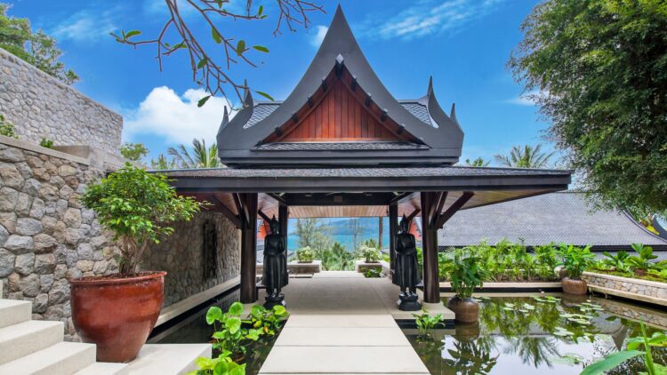 Villa Analaya Luxus Ferienhaus Phuket Mieten Eingang