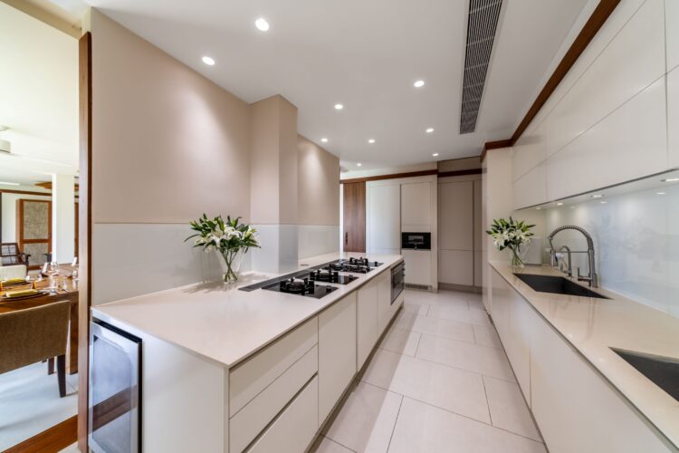 Villa Analaya Luxus Ferienhaus Phuket Mieten Küche