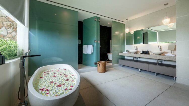 Villa Anavaya Luxus Ferienhaus Koh Samui Mit Pool Mieten Badewanne