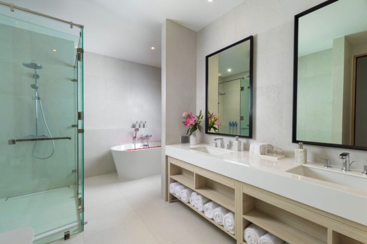 Villa Anda Luxus Ferienhaus Ohuket Thailand Am Strand Mieten Badezimmer