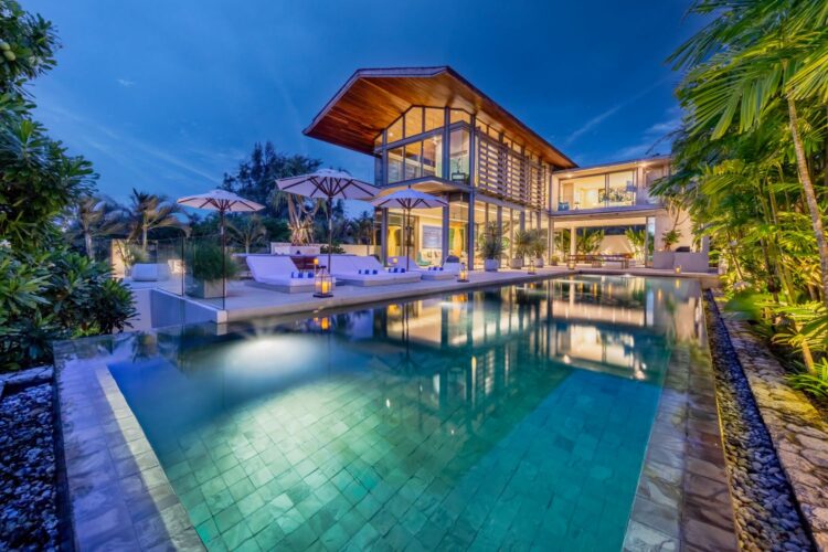 Villa Aqua Luxus Ferienhaus Phuket Am Strand Mieten Pool By Night